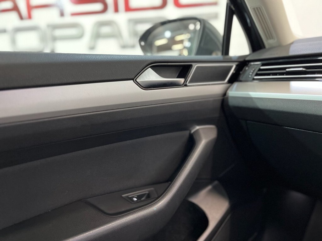 Used Volkswagen Passat 2017 for sale - 76395649: Photo 29