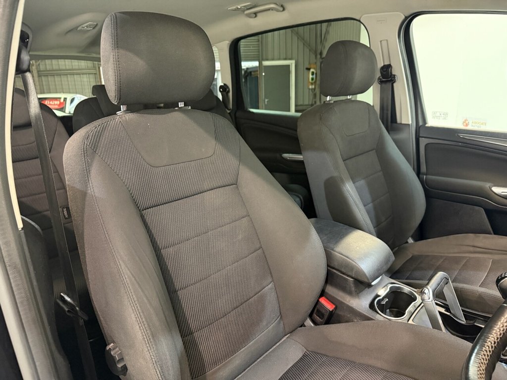 Used Ford S-Max 2014 for sale - 76570089: Photo 12