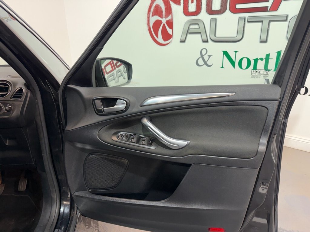 Used Ford S-Max 2014 for sale - 76570089: Photo 22