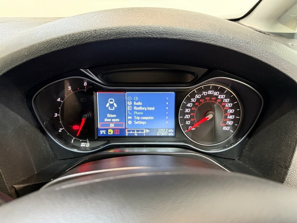 Used Ford S-Max 2014 for sale - 76570089: Photo 25