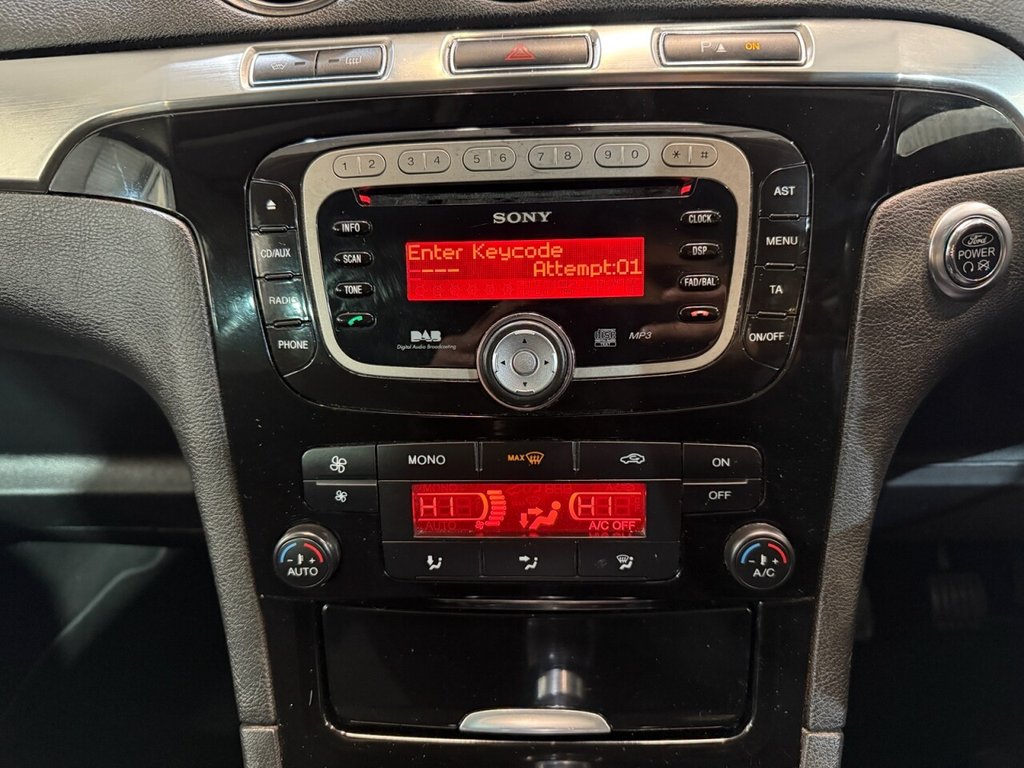 Used Ford S-Max 2014 for sale - 76570089: Photo 31