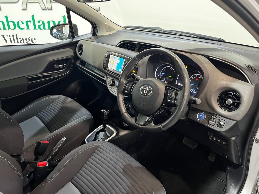 Used Toyota Yaris 2018 for sale - 76973132: Photo 13