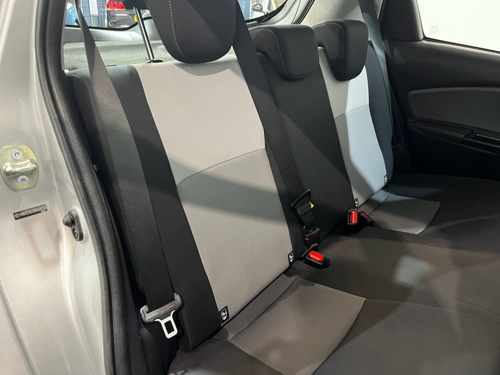 Used Toyota Yaris 2018 for sale - 76973132: Photo 14