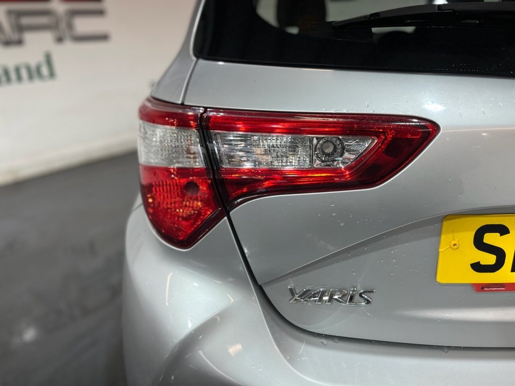 Used Toyota Yaris 2018 for sale - 76973132: Photo 31