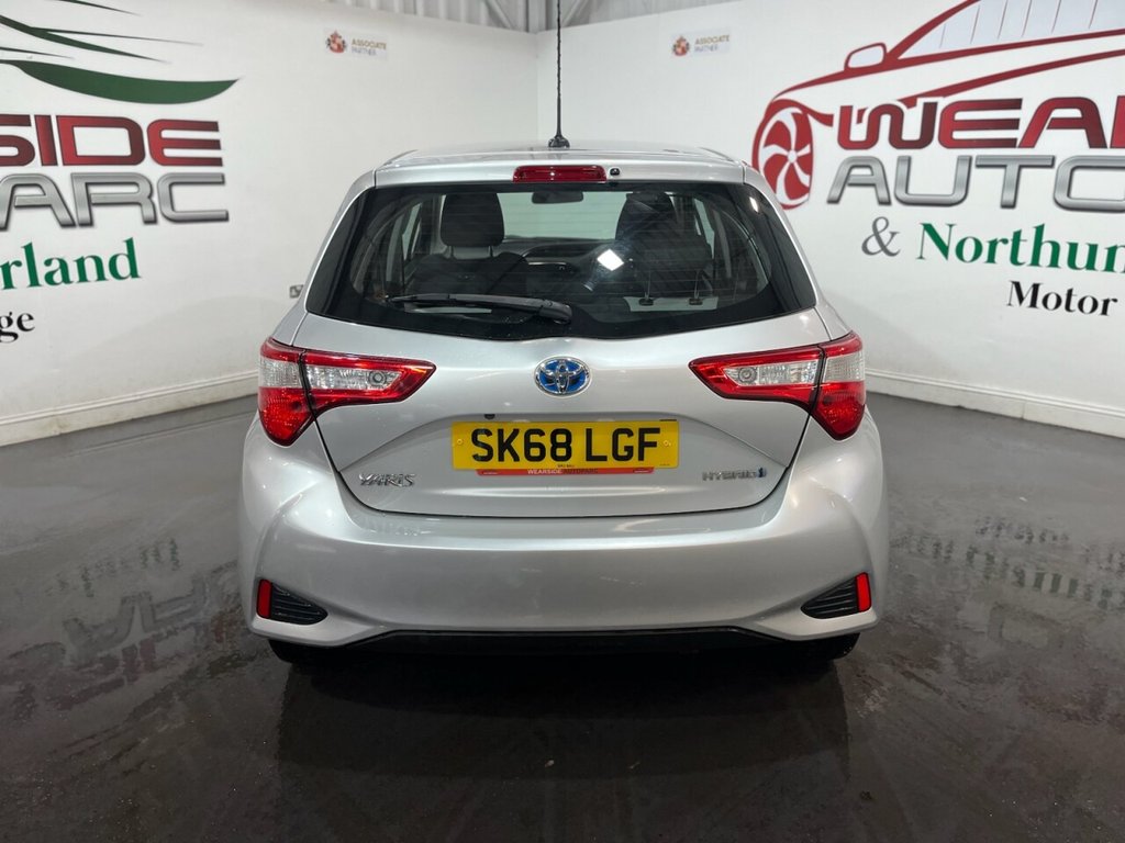 Used Toyota Yaris 2018 for sale - 76973132: Photo 36