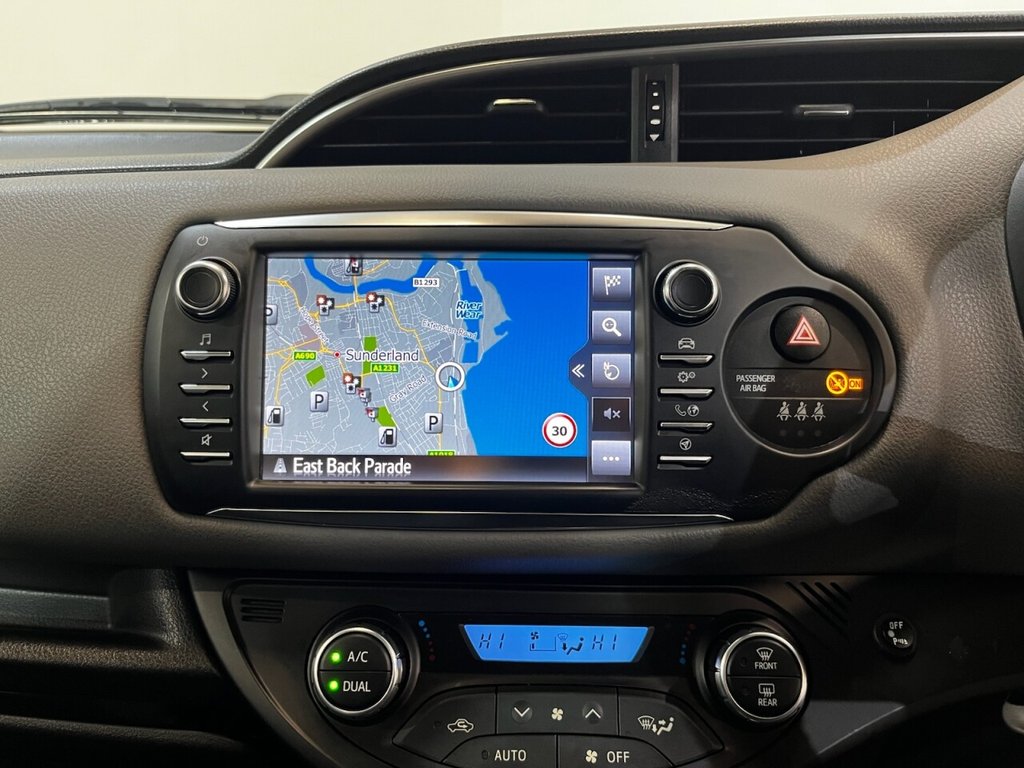 Used Toyota Yaris 2018 for sale - 76973132: Photo 38