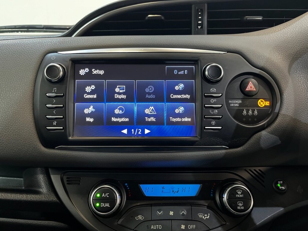 Used Toyota Yaris 2018 for sale - 76973132: Photo 41