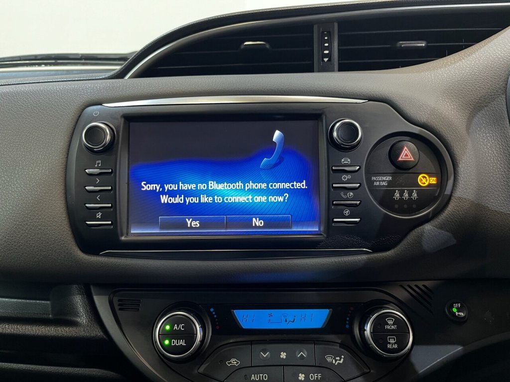 Used Toyota Yaris 2018 for sale - 76973132: Photo 42