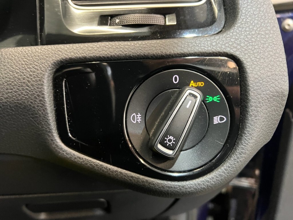 Used Volkswagen Golf 2020 for sale - 77849592: Photo 9