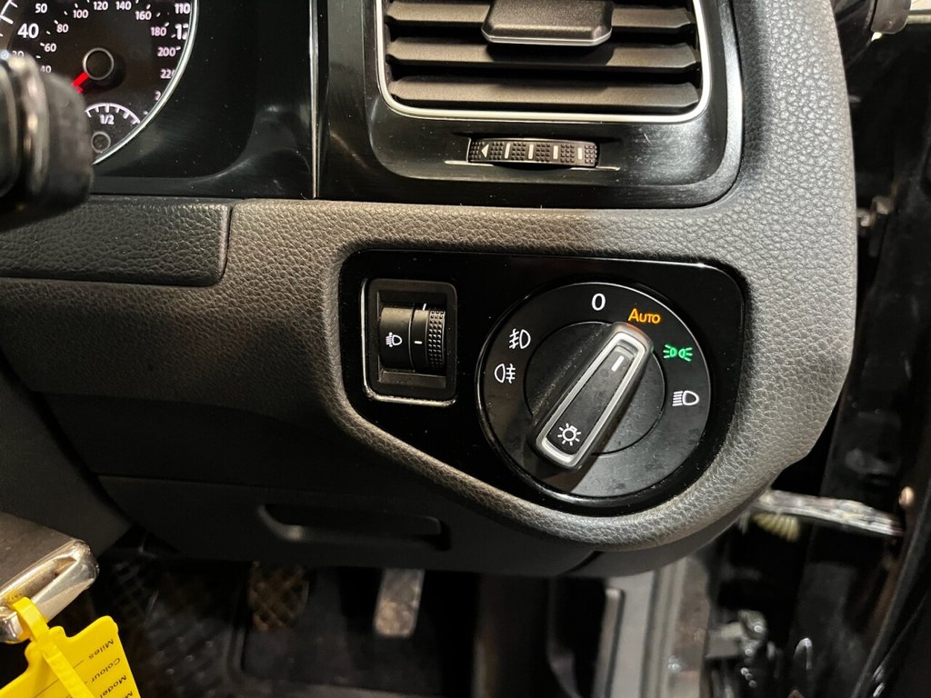 Used Volkswagen Golf 2014 for sale - 76973037: Photo 22