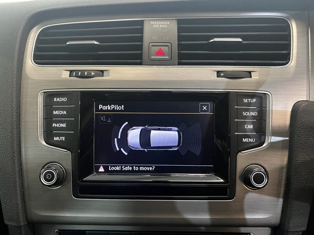 Used Volkswagen Golf 2015 for sale - 78068405: Photo 35