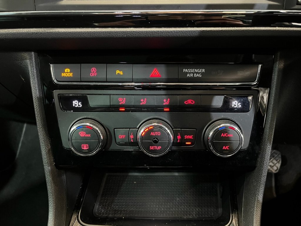 Used SEAT Leon 2019 for sale - 77904630: Photo 25