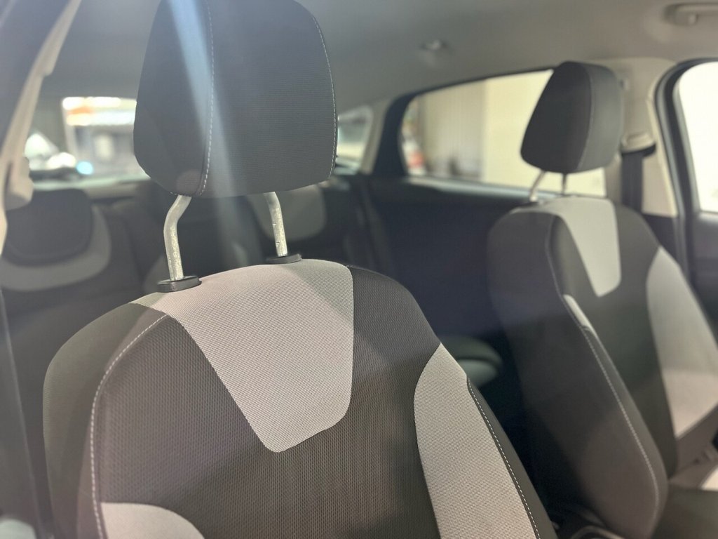 Used Ford Focus 2014 for sale - 77681089: Photo 15