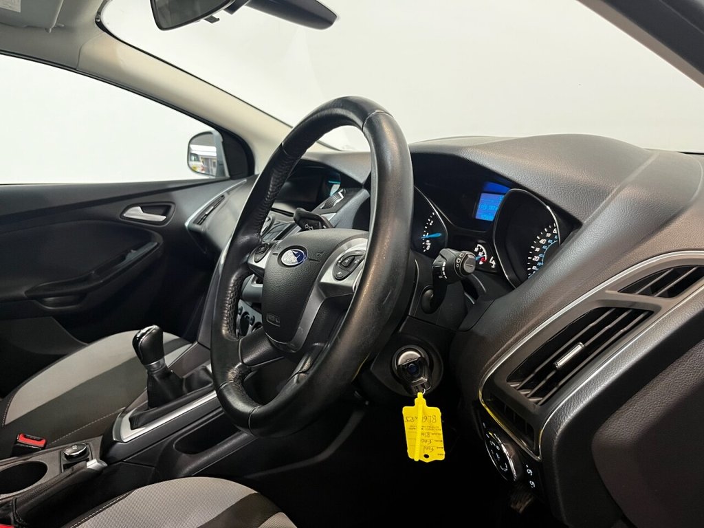 Used Ford Focus 2014 for sale - 77681089: Photo 16