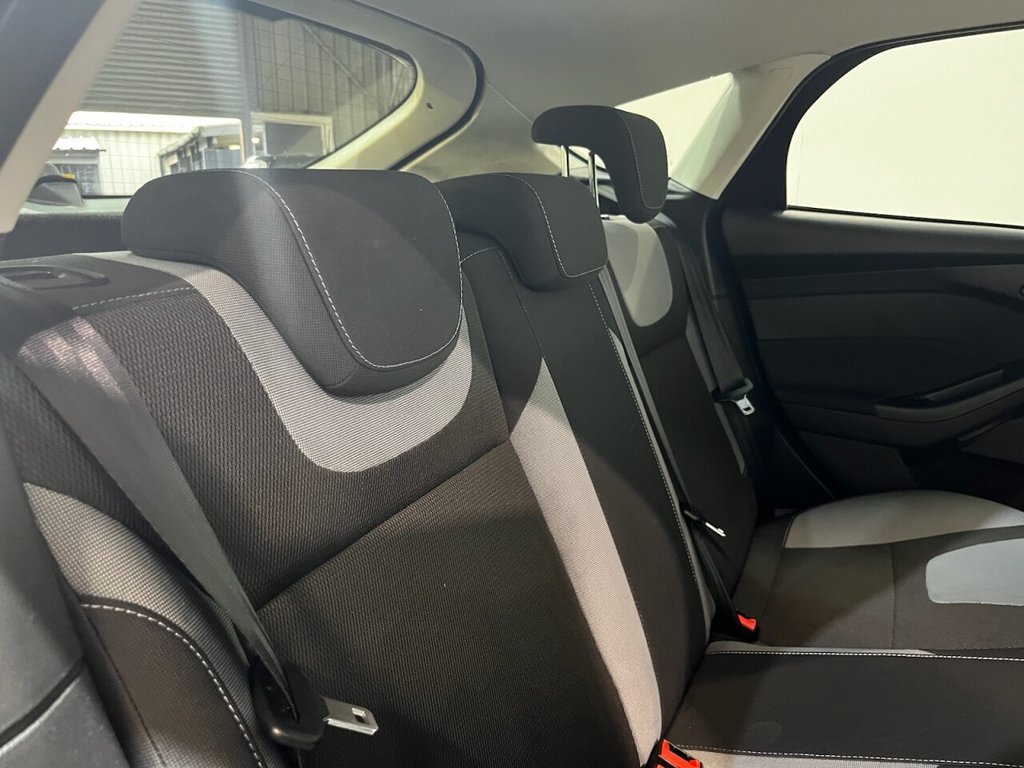 Used Ford Focus 2014 for sale - 77681089: Photo 18