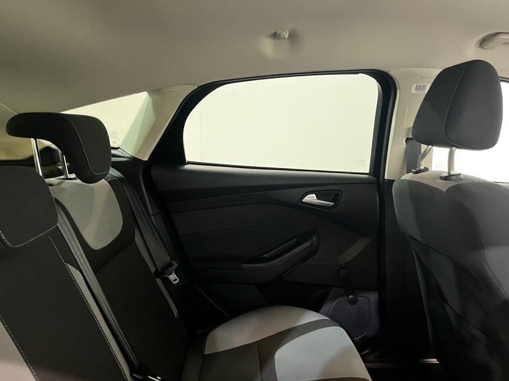 Used Ford Focus 2014 for sale - 77681089: Photo 19