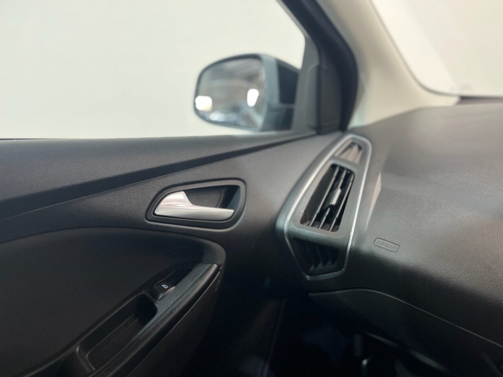 Used Ford Focus 2014 for sale - 77681089: Photo 32