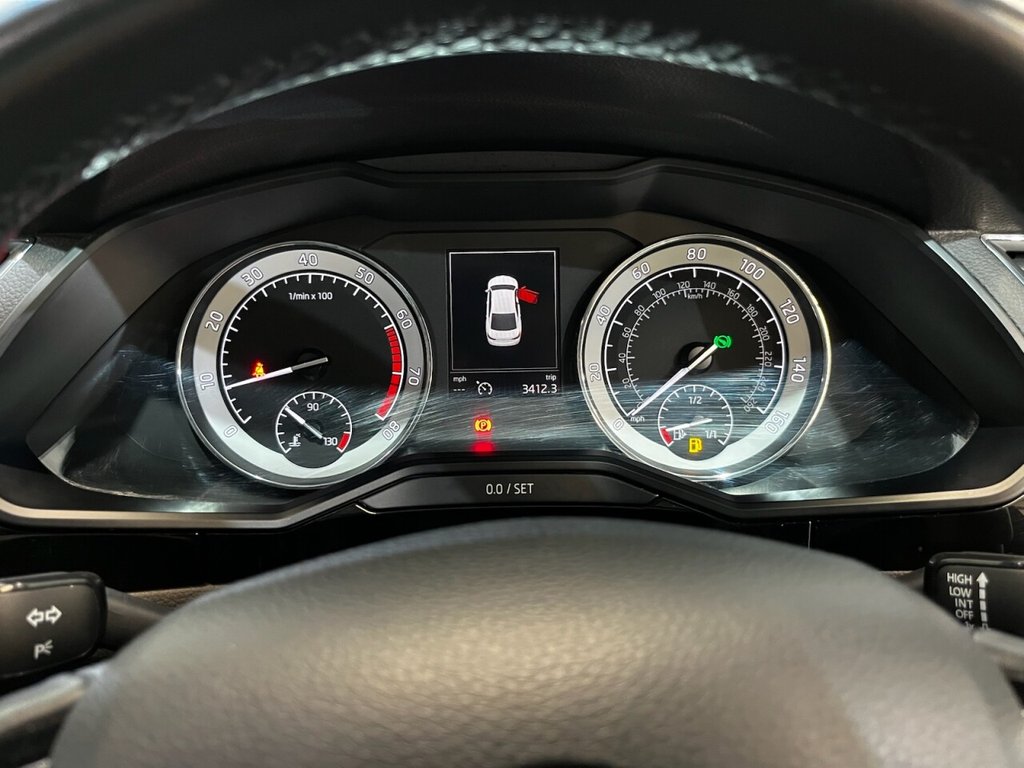 Used Skoda Superb 2016 for sale - 76685914: Photo 25