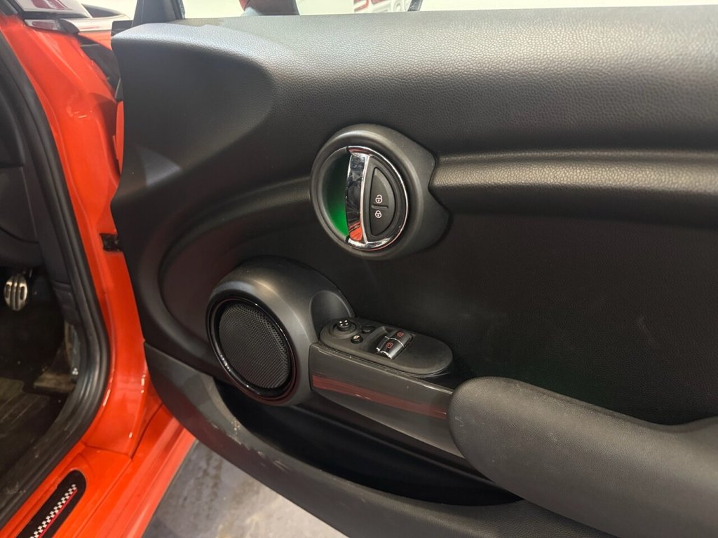 Used MINI Hatch 2019 for sale - 77668755: Photo 5