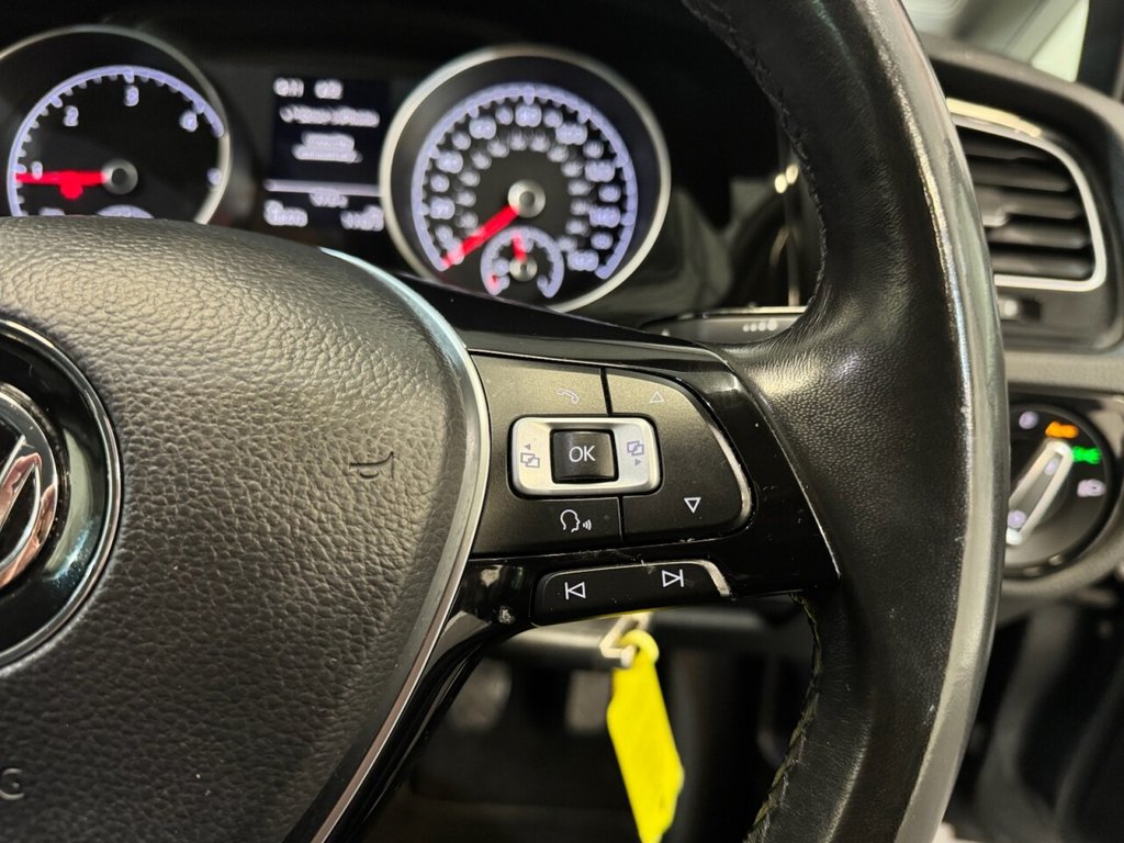 Used Volkswagen Golf 2017 for sale - 76569752: Photo 11