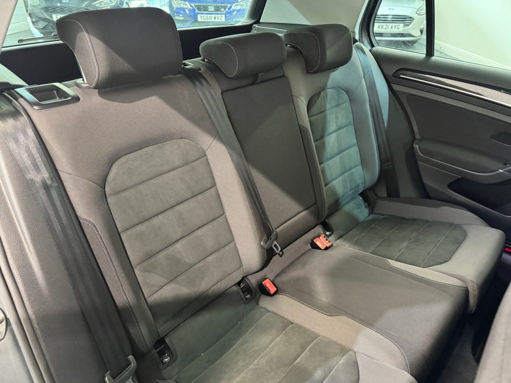 Used Volkswagen Golf 2017 for sale - 76569752: Photo 17