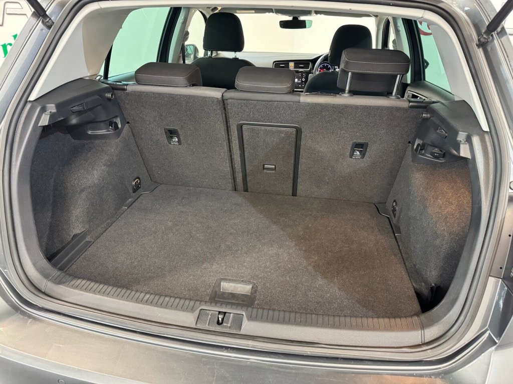 Used Volkswagen Golf 2017 for sale - 76569752: Photo 19
