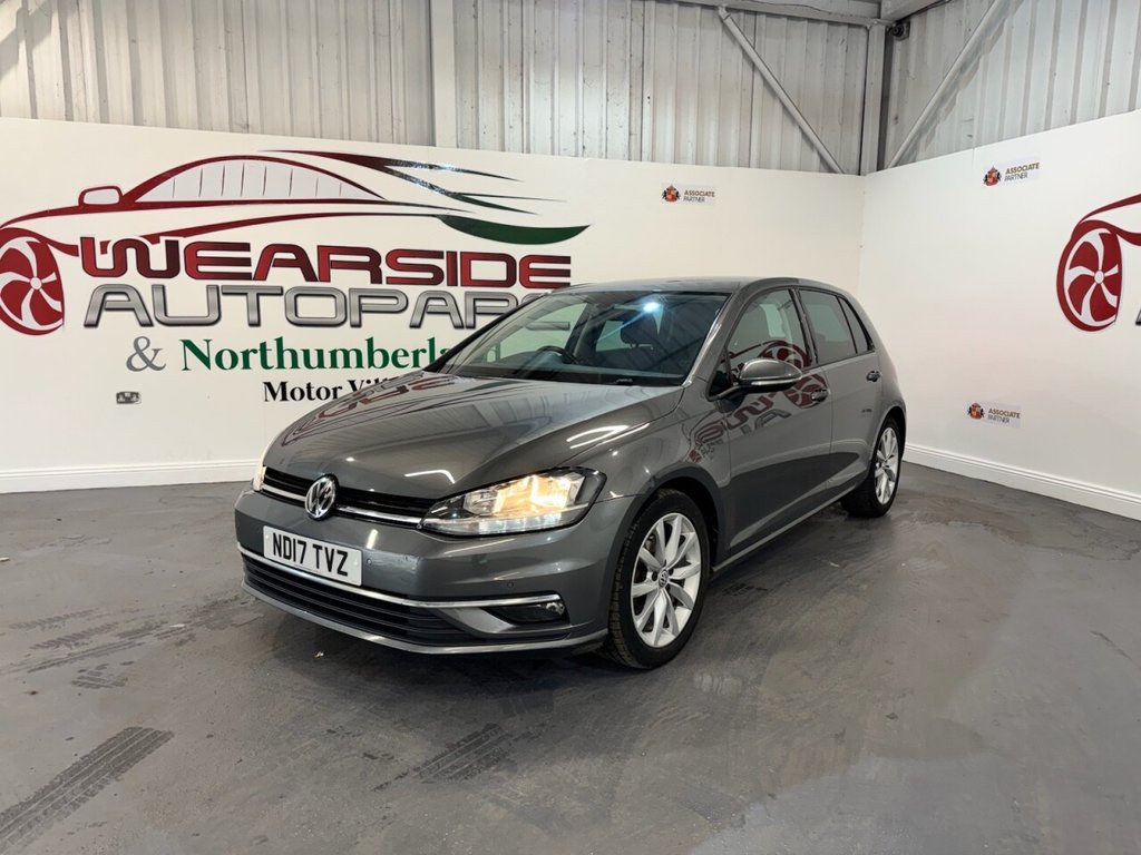 Used Volkswagen Golf 2017 for sale - 76569752: Photo 3