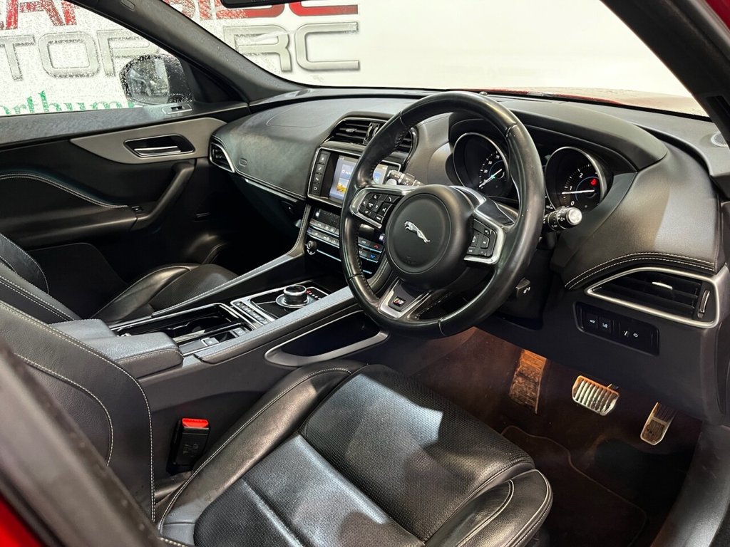Used Jaguar F-Pace 2017 for sale - 76973248: Photo 13