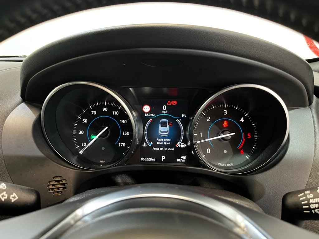 Used Jaguar F-Pace 2017 for sale - 76973248: Photo 27