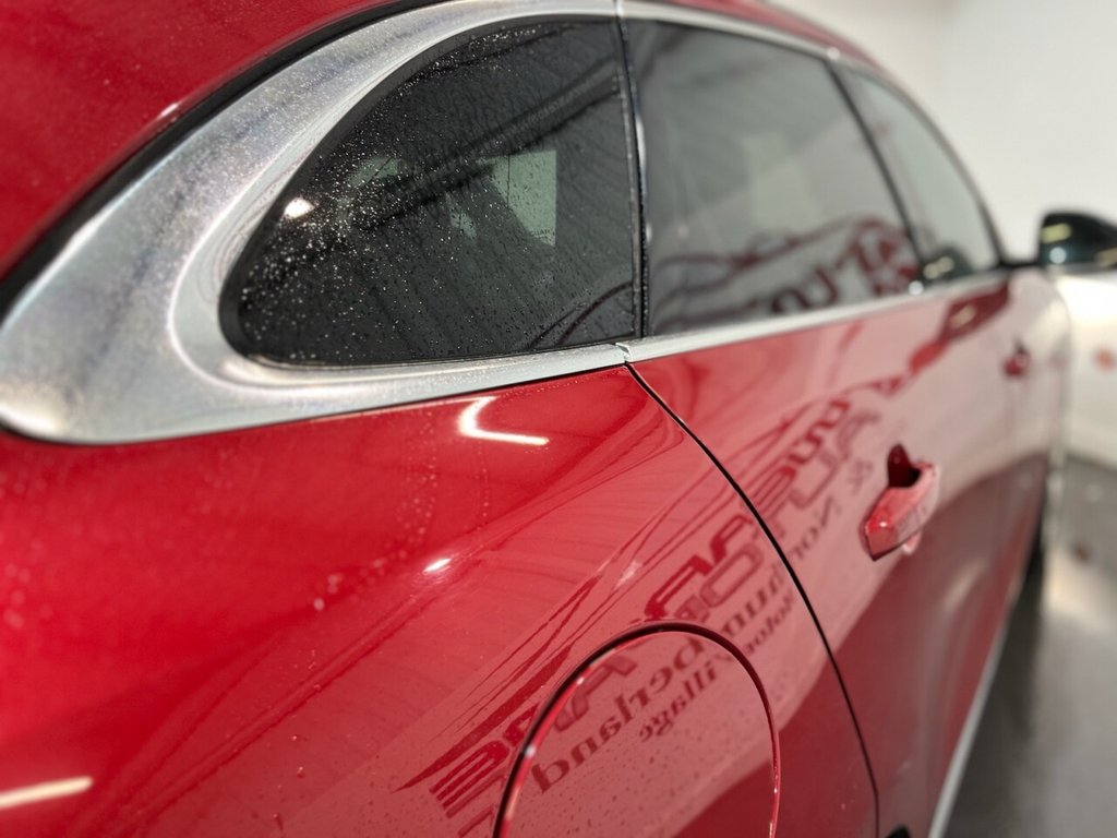 Used Jaguar F-Pace 2017 for sale - 76973248: Photo 34