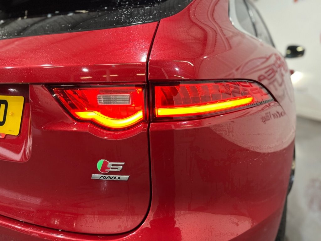 Used Jaguar F-Pace 2017 for sale - 76973248: Photo 38