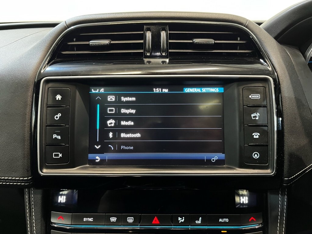 Used Jaguar F-Pace 2017 for sale - 76973248: Photo 45