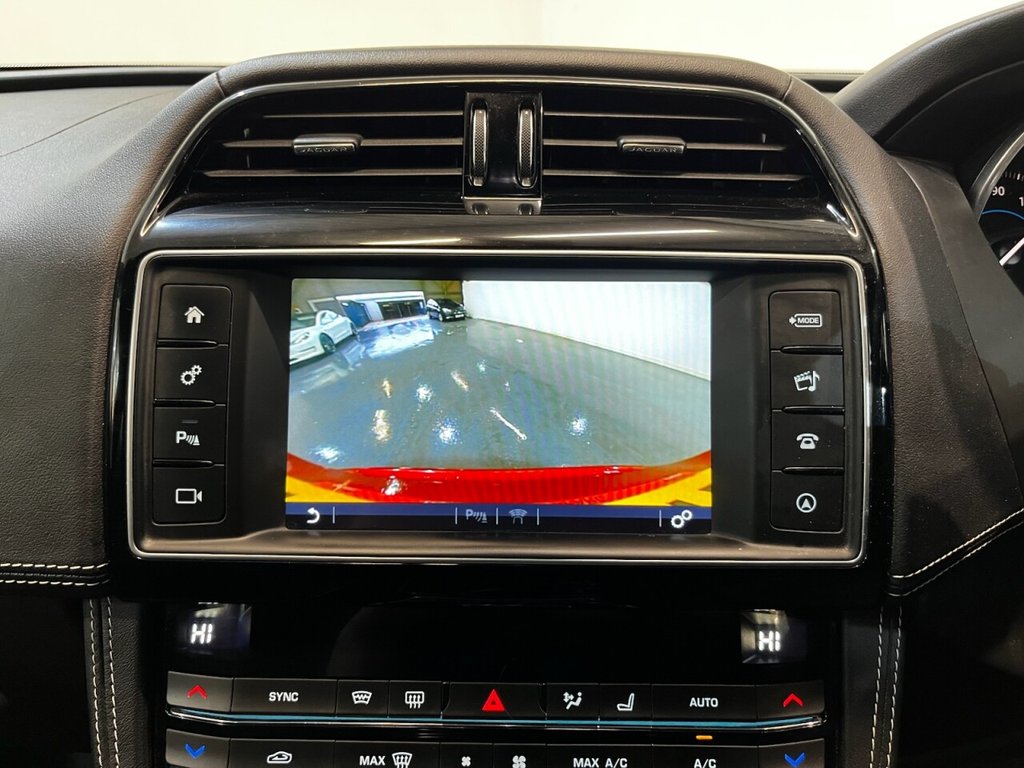 Used Jaguar F-Pace 2017 for sale - 76973248: Photo 46