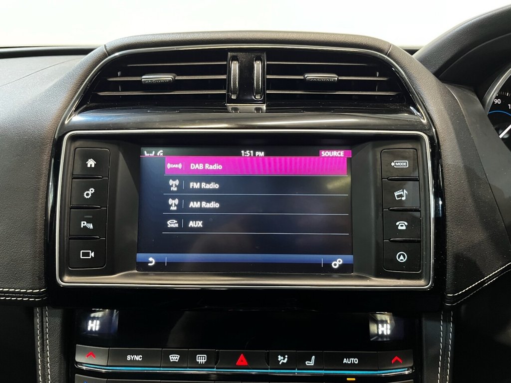 Used Jaguar F-Pace 2017 for sale - 76973248: Photo 47