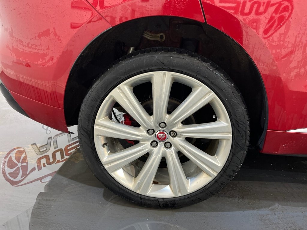 Used Jaguar F-Pace 2017 for sale - 76973248: Photo 9