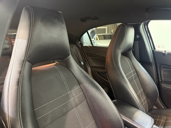 Used Mercedes-Benz A-Class 2015 for sale - 76266895: Photo 10