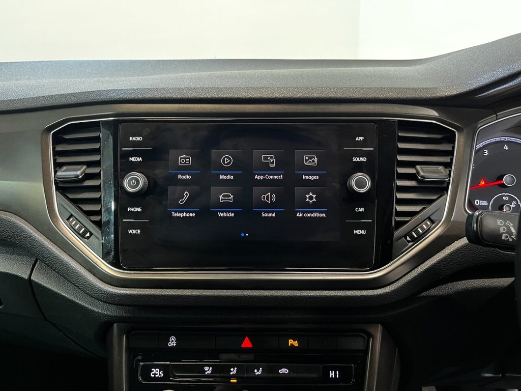 Used Volkswagen T-Roc 2019 for sale - 77211919: Photo 49