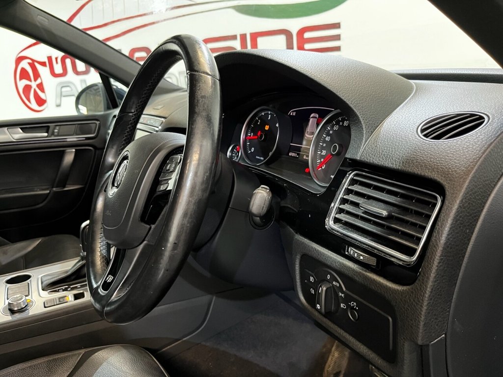 Used Volkswagen Touareg 2016 for sale - 76973391: Photo 17