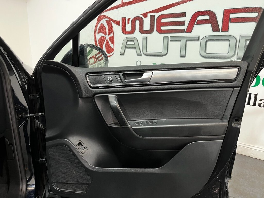 Used Volkswagen Touareg 2016 for sale - 76973391: Photo 25