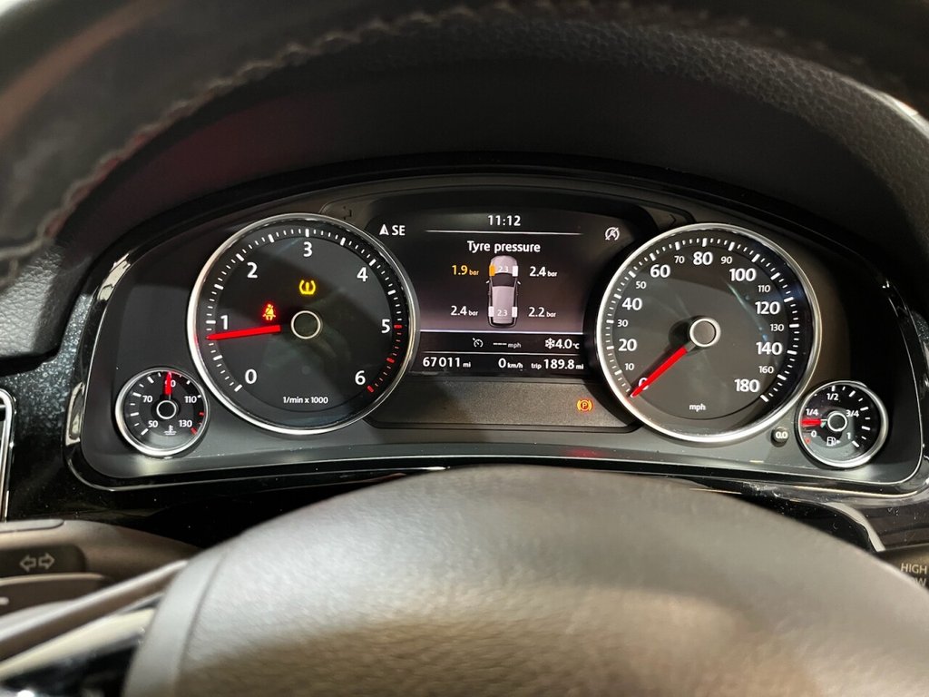 Used Volkswagen Touareg 2016 for sale - 76973391: Photo 29