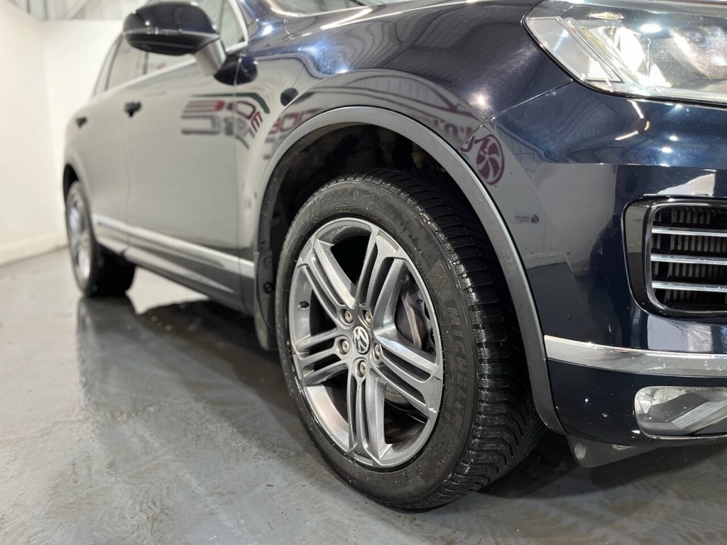 Used Volkswagen Touareg 2016 for sale - 76973391: Photo 9