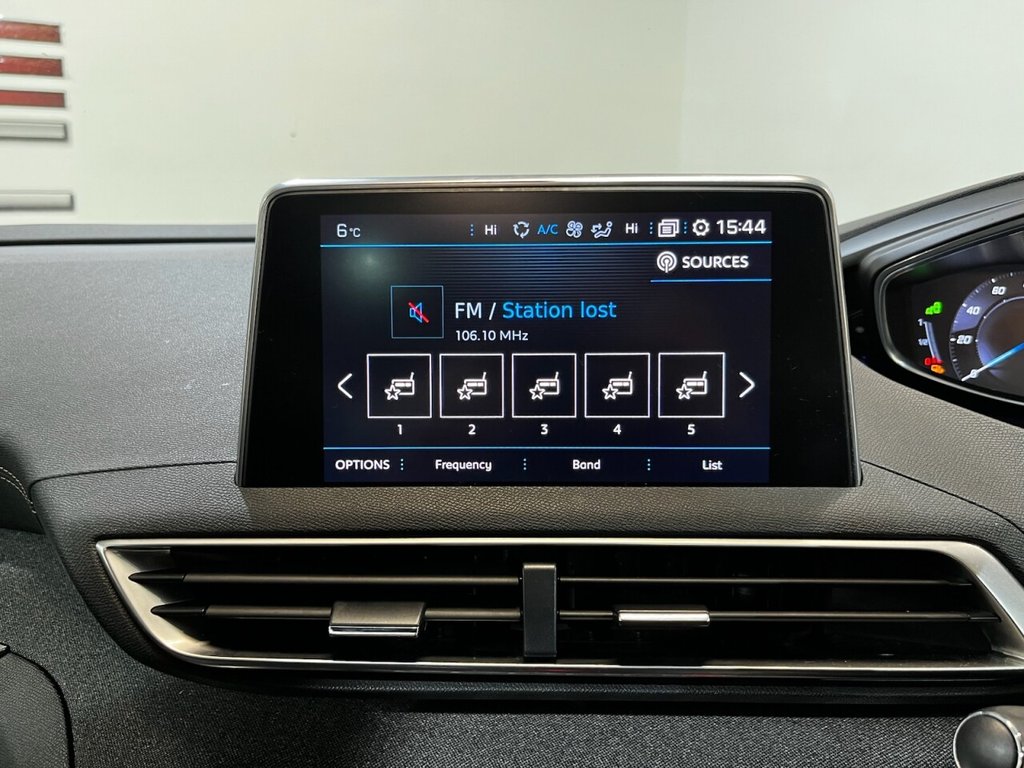 Used Peugeot 5008 2018 for sale - 77301903: Photo 45