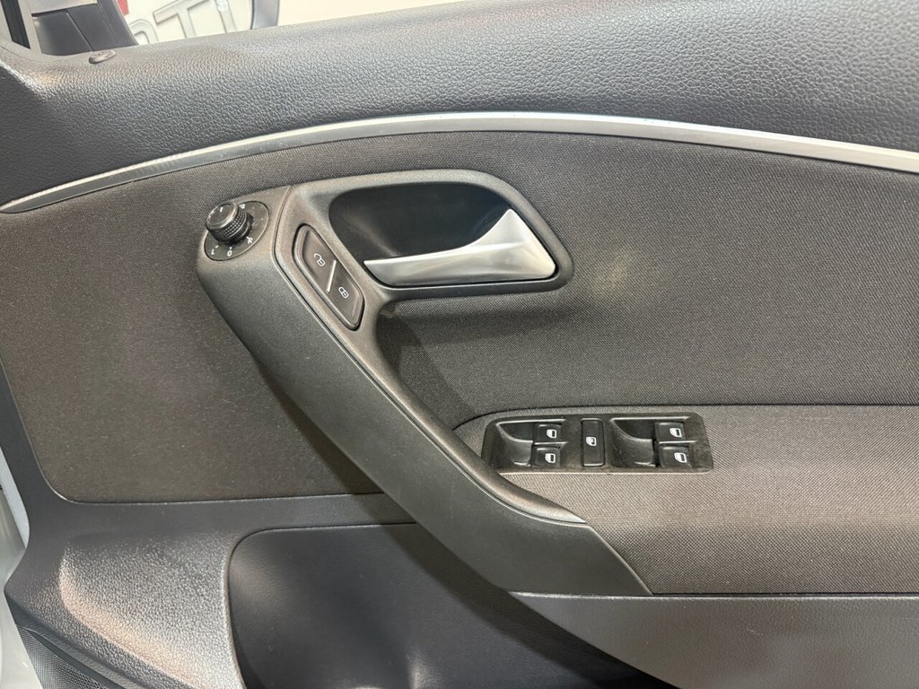 Used Volkswagen Polo 2014 for sale - 77187885: Photo 18