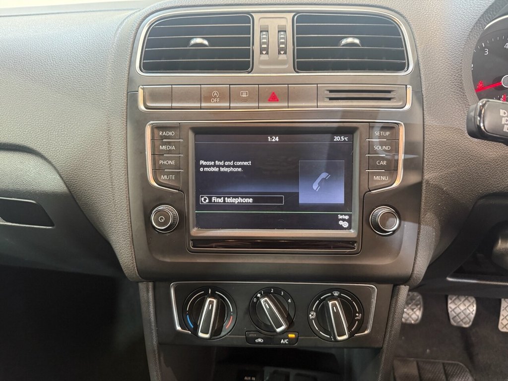 Used Volkswagen Polo 2014 for sale - 77187885: Photo 27