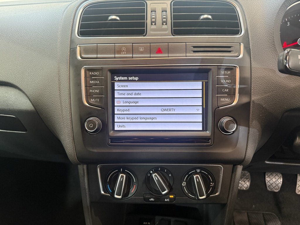 Used Volkswagen Polo 2014 for sale - 77187885: Photo 28