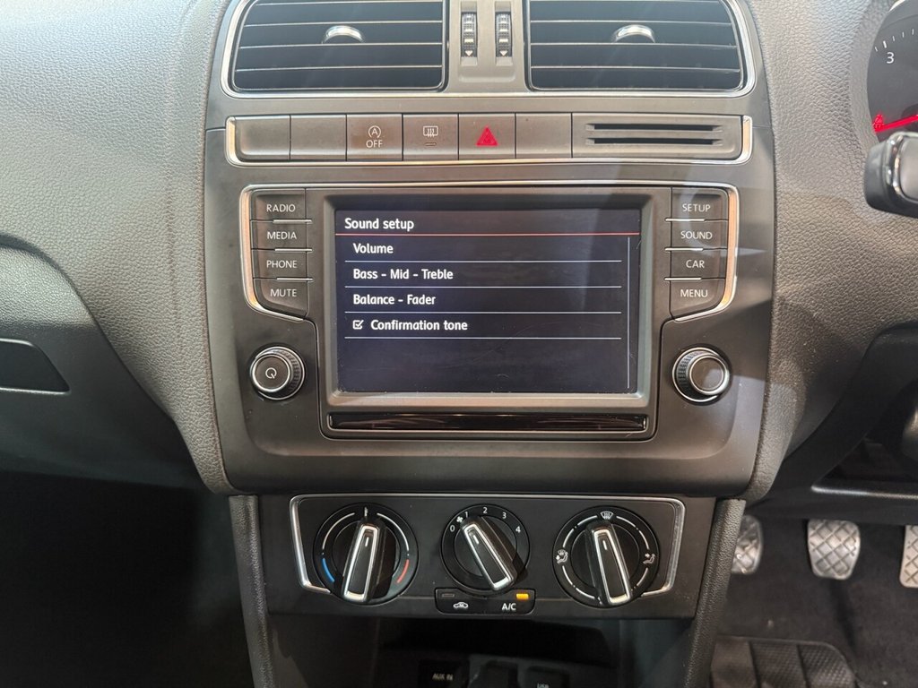 Used Volkswagen Polo 2014 for sale - 77187885: Photo 29