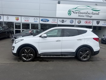 Used Hyundai Santa Fe 2015 for sale - 77880271: Photo