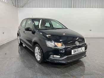 Used Volkswagen Polo 2015 for sale - 78457852: Photo