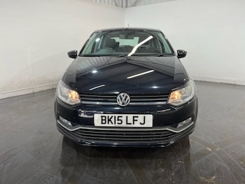 Used Volkswagen Polo 2015 for sale - 78457852: Photo
