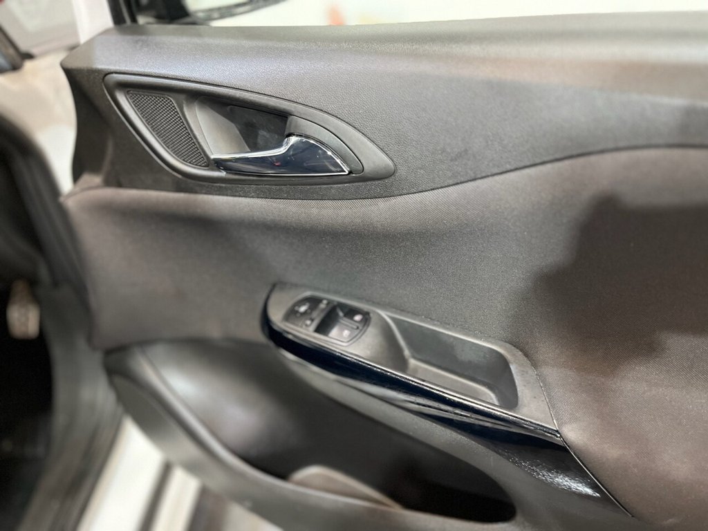 Used Vauxhall Corsa 2015 for sale - 76481861: Photo 17